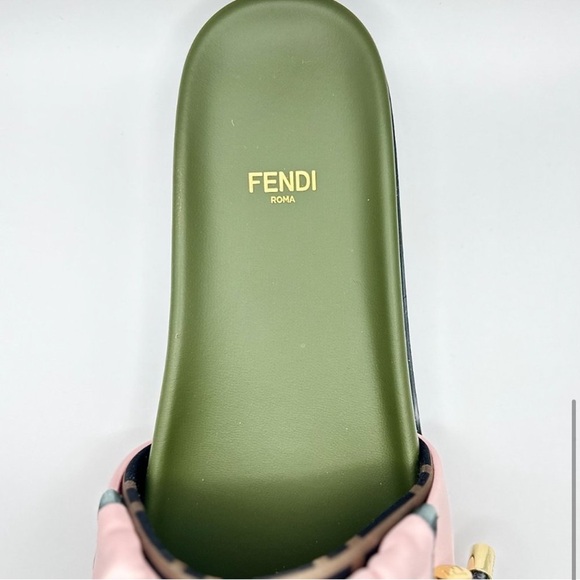 Fendi Green Rubber slides with pink satin - Picture 2 of 2
